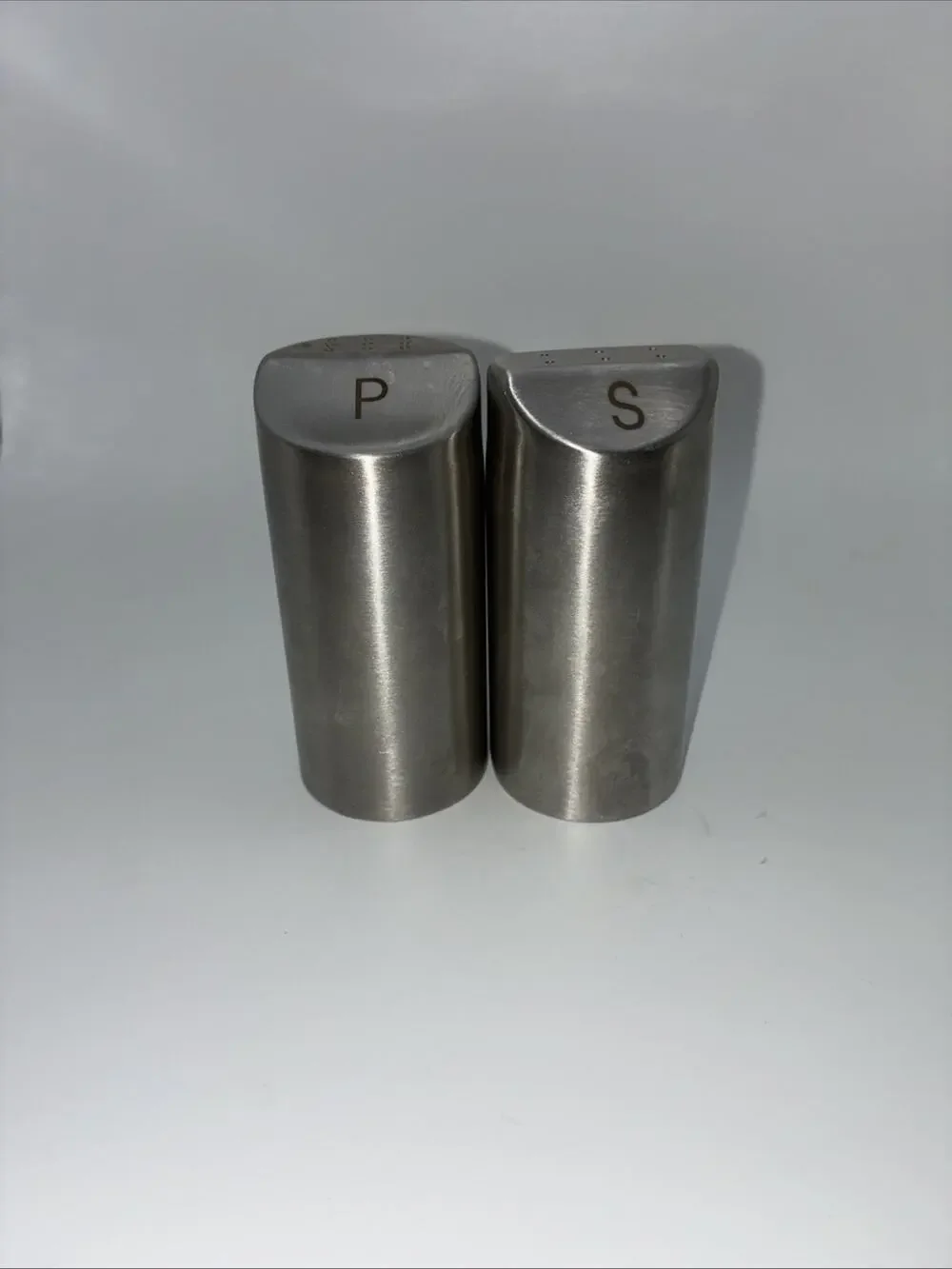 Don Salt And Pepper Shakers Stainless Steal